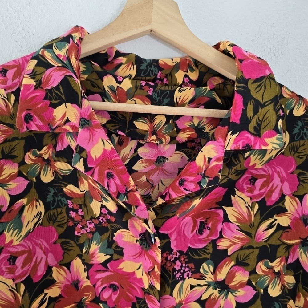 2/$10 Vintage Floral Pink Black Button Blouse 2X